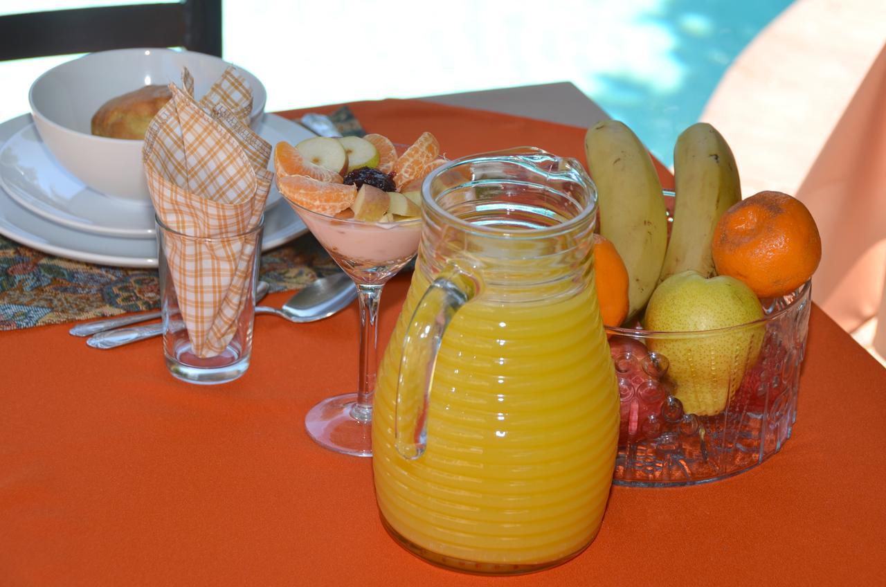 Ukarimu Guest House Klerksdorp Zewnętrze zdjęcie