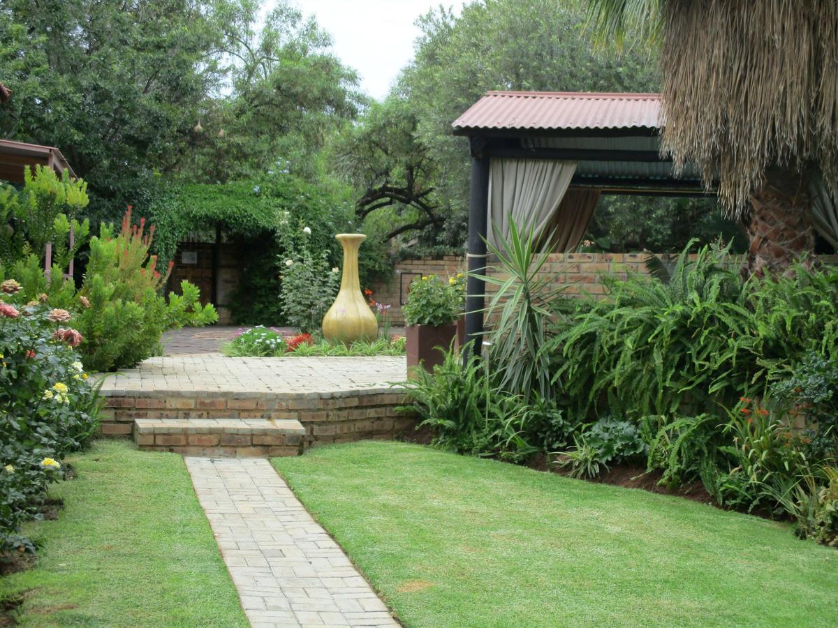 Ukarimu Guest House Klerksdorp Zewnętrze zdjęcie