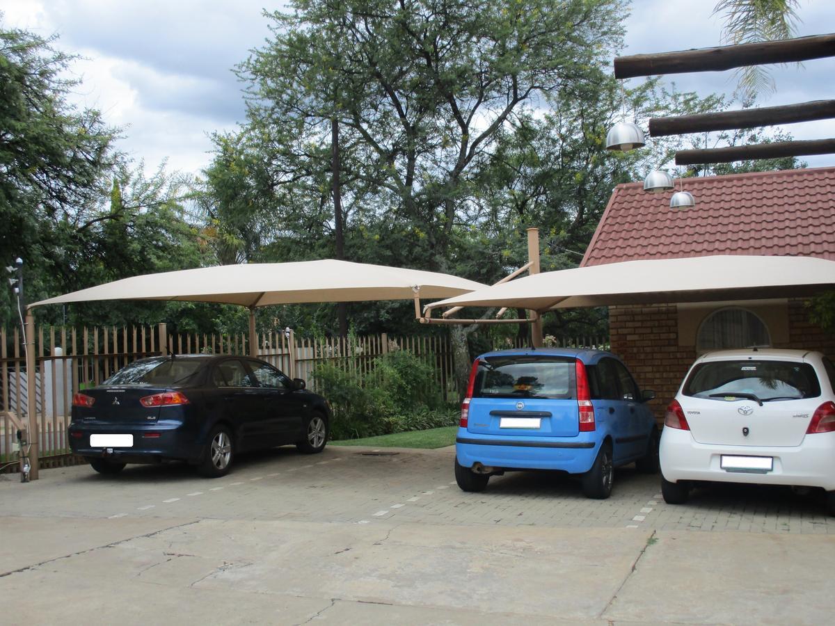 Ukarimu Guest House Klerksdorp Zewnętrze zdjęcie
