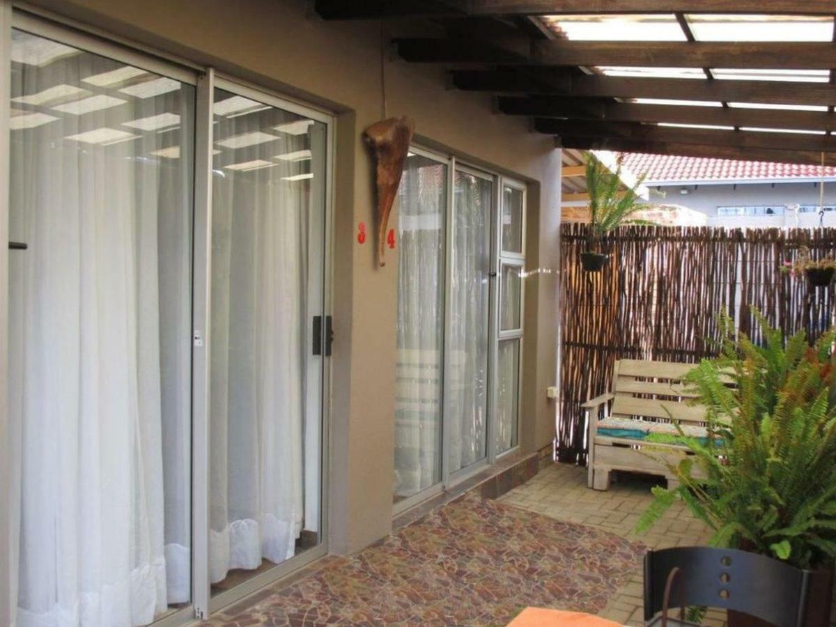 Ukarimu Guest House Klerksdorp Zewnętrze zdjęcie